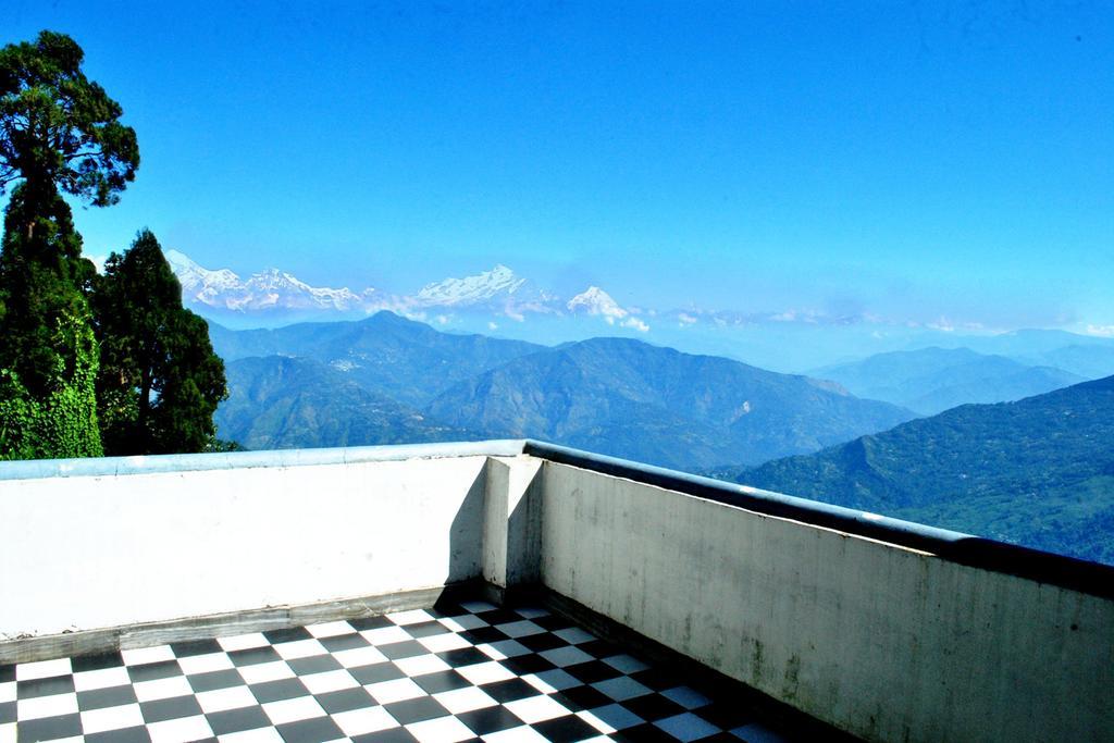 Central Gleneagles Heritage Resort Former Bungalow Of Ex-Tata Chairman Russi Mody The Mall Road Darjeeling Νταρτζίλινγκ Εξωτερικό φωτογραφία